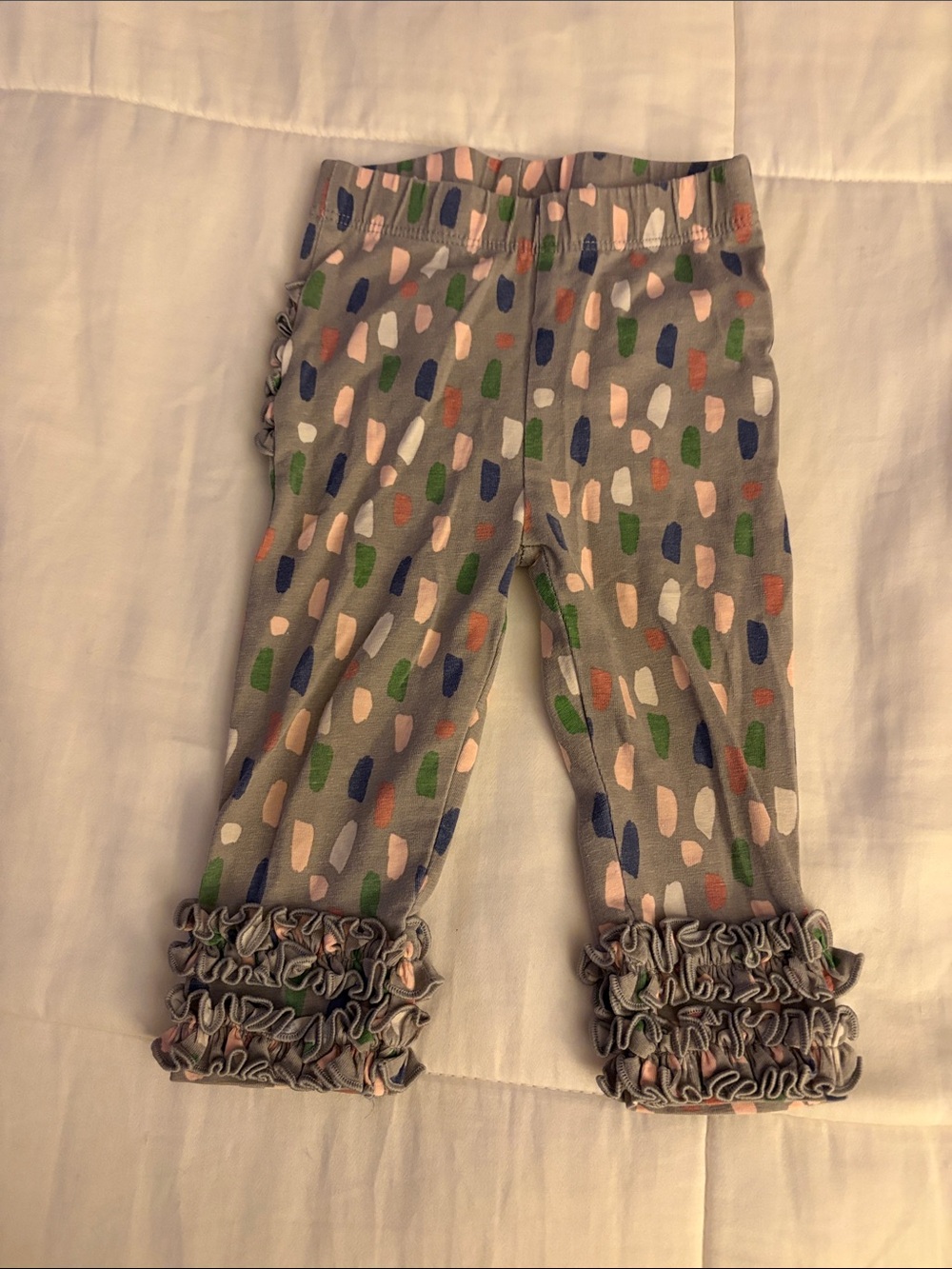 Ruffle Butts Gray Leggings with Multicolor Dash Pattern and Ruffle Details 6-12M